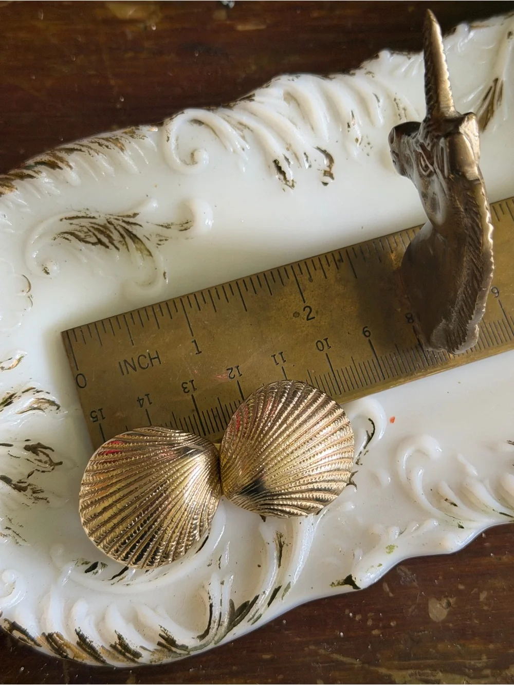 Vintage brass clam shell belt buckle